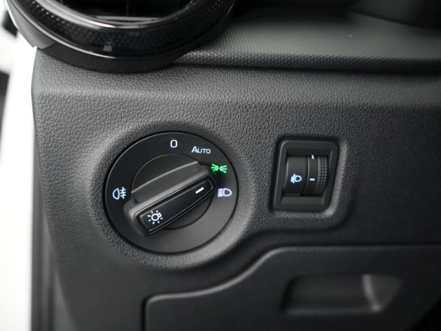 Fabia ACTIVE MPI+LED LICHT+SITZHEIZUNG+PARKPILOT