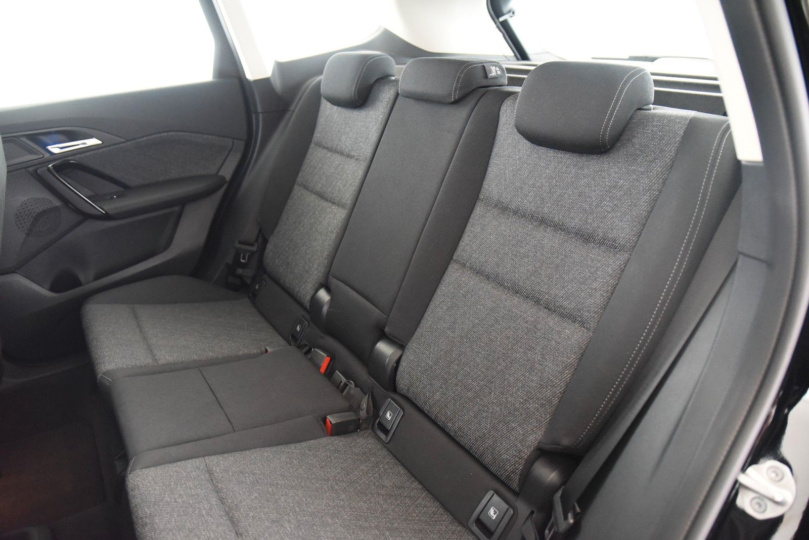 BMW X1 xDrive20d DriveAss+ AHK Alarm LED DAB ParkAss foto 6