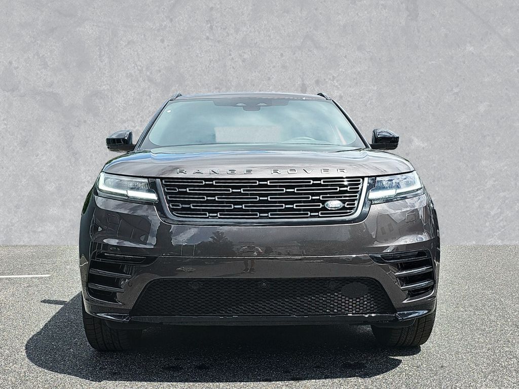 Land Rover Range Rover Velar D200 Dynamic SE ab 665,- LEASI