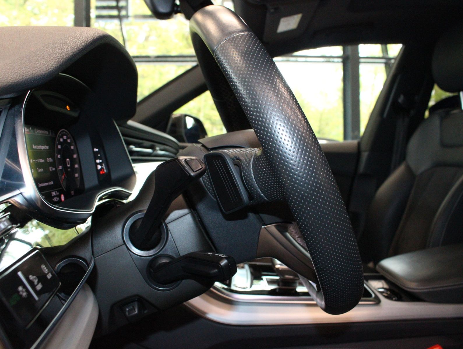 Fahrzeugabbildung Audi Q8 50 TDI quattro S Line Edition All Black+VOLL