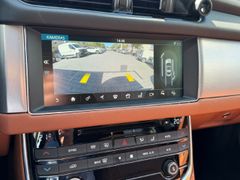 Fahrzeugabbildung XF Portfolio 30d