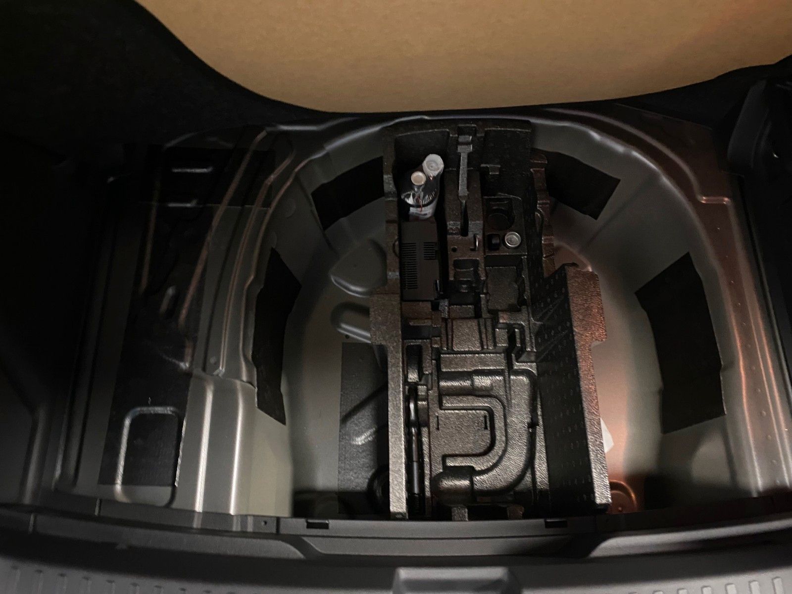 Fahrzeugabbildung SKODA Fabia 1.0 TSI DSG Monte Carlo+KAMERA+AppCon+PDC+