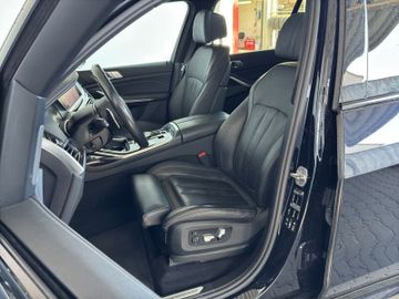 BMW X7 - 9