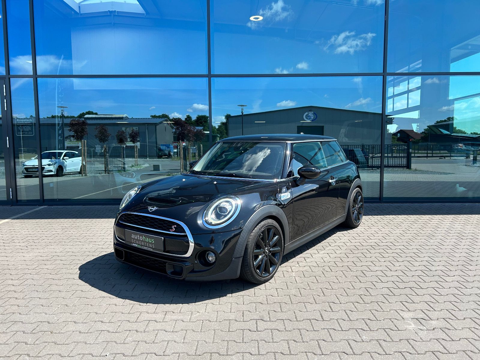 MINI Cooper S *LED*NAVI*KLIMA*SHZ*SPORT*CARPLAY*