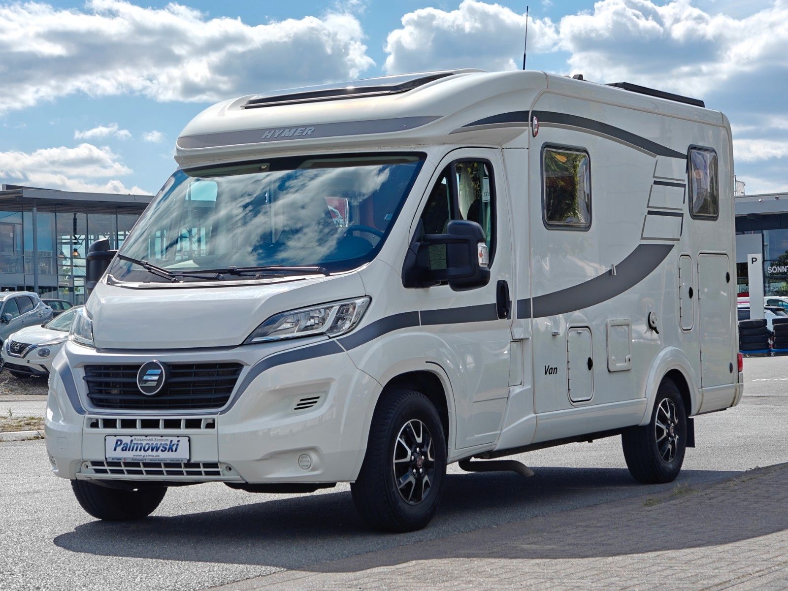 Fahrzeugabbildung HYMER / ERIBA / HYMERCAR Van 374 - Autom. SAT, TV, 2x Solar, DuoControl -