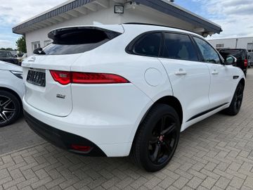 Jaguar F-Pace - 4