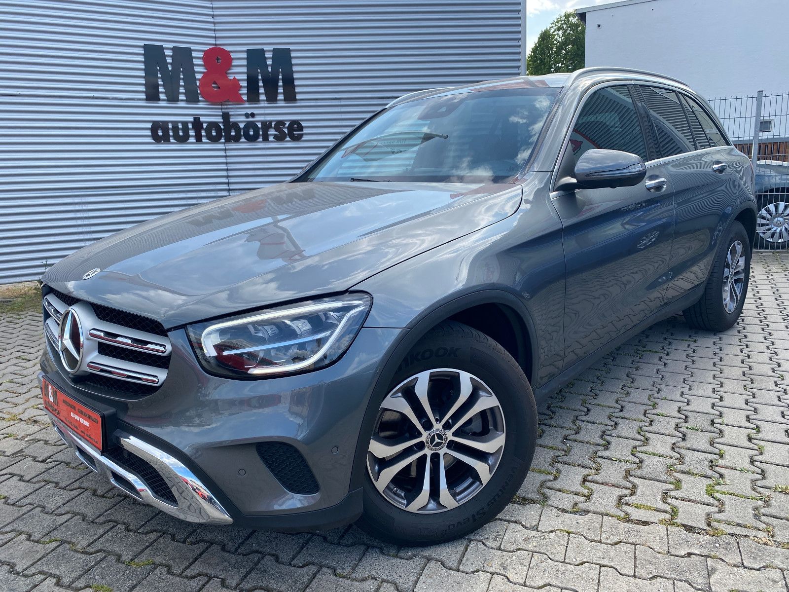 MERCEDES-BENZ GLC 220d 4Matic Navi/360°/LED/Sitzhzg/Assistenz
