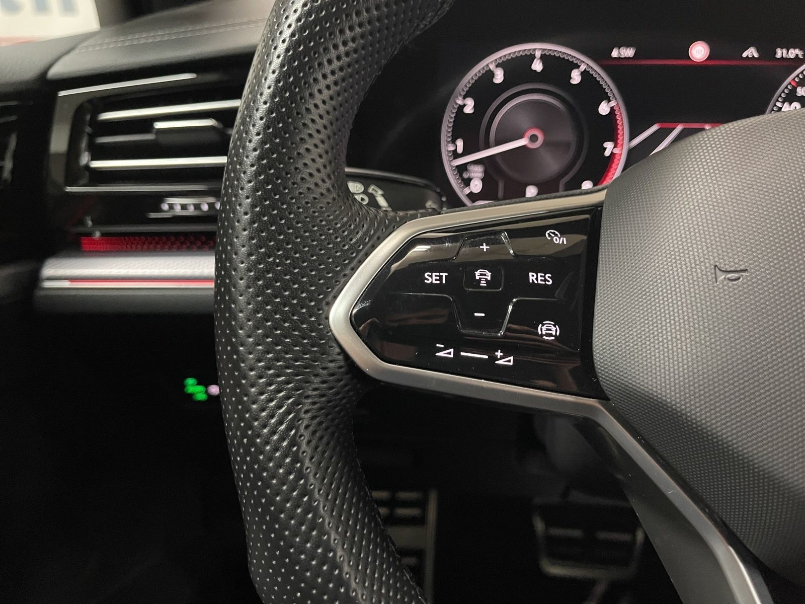 Volkswagen Touareg - Bild 24