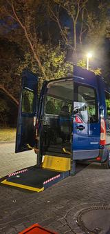 Renault Master Rollstuhl | Plattformlift + Selbstfahrer