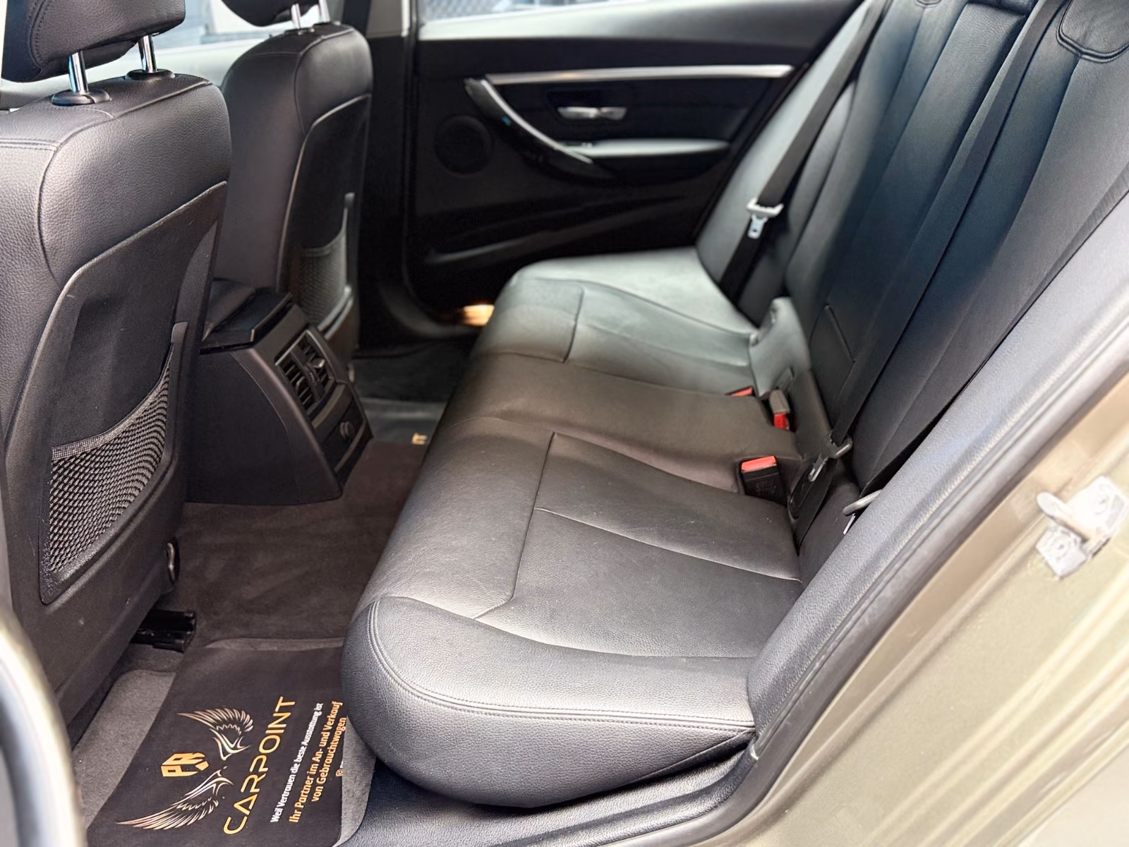 BMW 320 3 Touring 320 i xDrive Luxury Line/Volleder/
