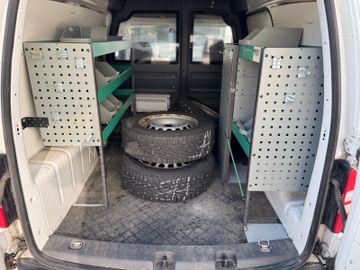 Volkswagen Caddy - 12