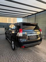 Toyota Land Cruiser 3.0 D-4D Executive Automatik Ex... - Toyota Gebrauchtwagen in Duisburg