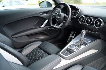 Audi TT - 11