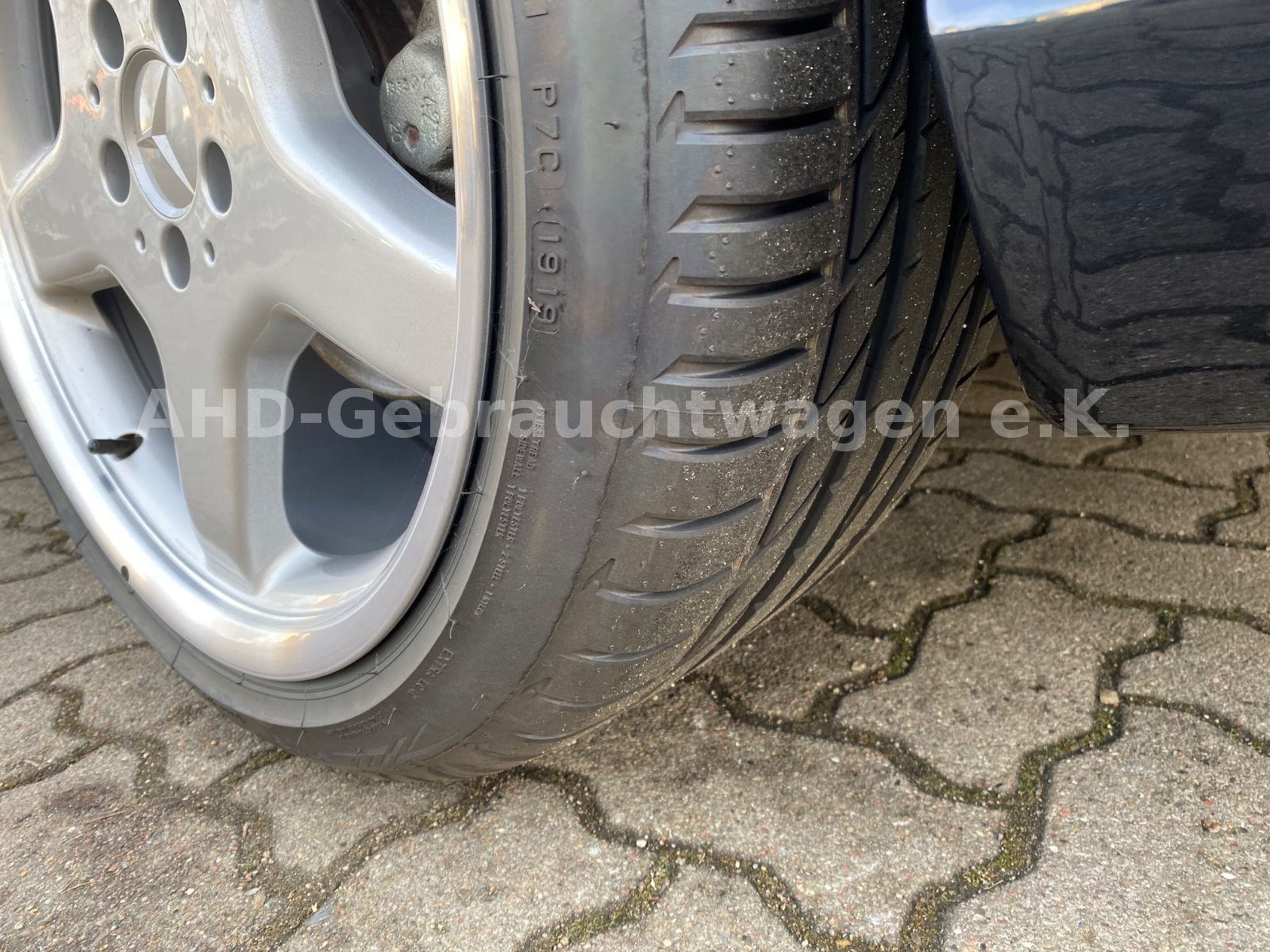 Fahrzeugabbildung Mercedes-Benz E 55 AMG 4-Matic "SAMMLERSTÜCK"