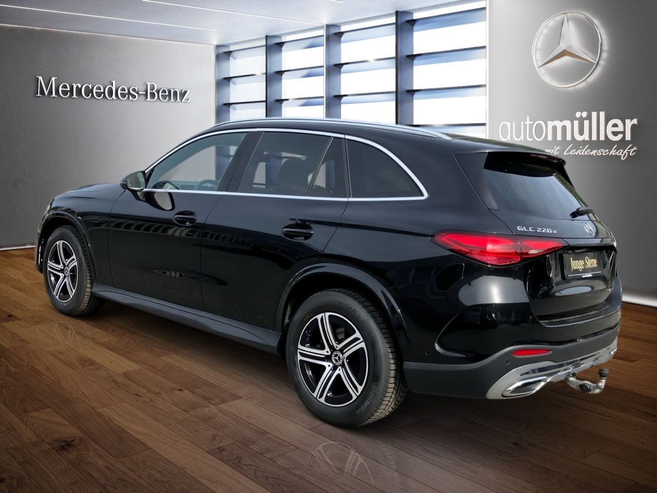 Fahrzeugabbildung Mercedes-Benz GLC 220 d 4M AMG AHK Distronic Memory 360° 19''