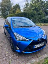 Toyota Yaris 1,5-l-Dual-VVT-iE - - Toyota: Blau