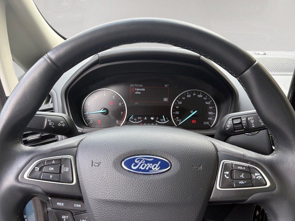 Fahrzeugabbildung Ford EcoSport 1.0i 125PS A/T EcoBoost Titanium