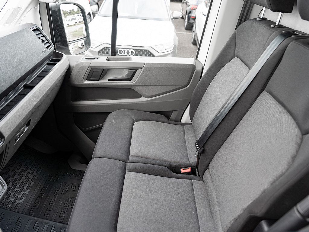 Fahrzeugabbildung Volkswagen Crafter 35 2.0 TDI Lang Hoch KLIMA KAMERA PDC