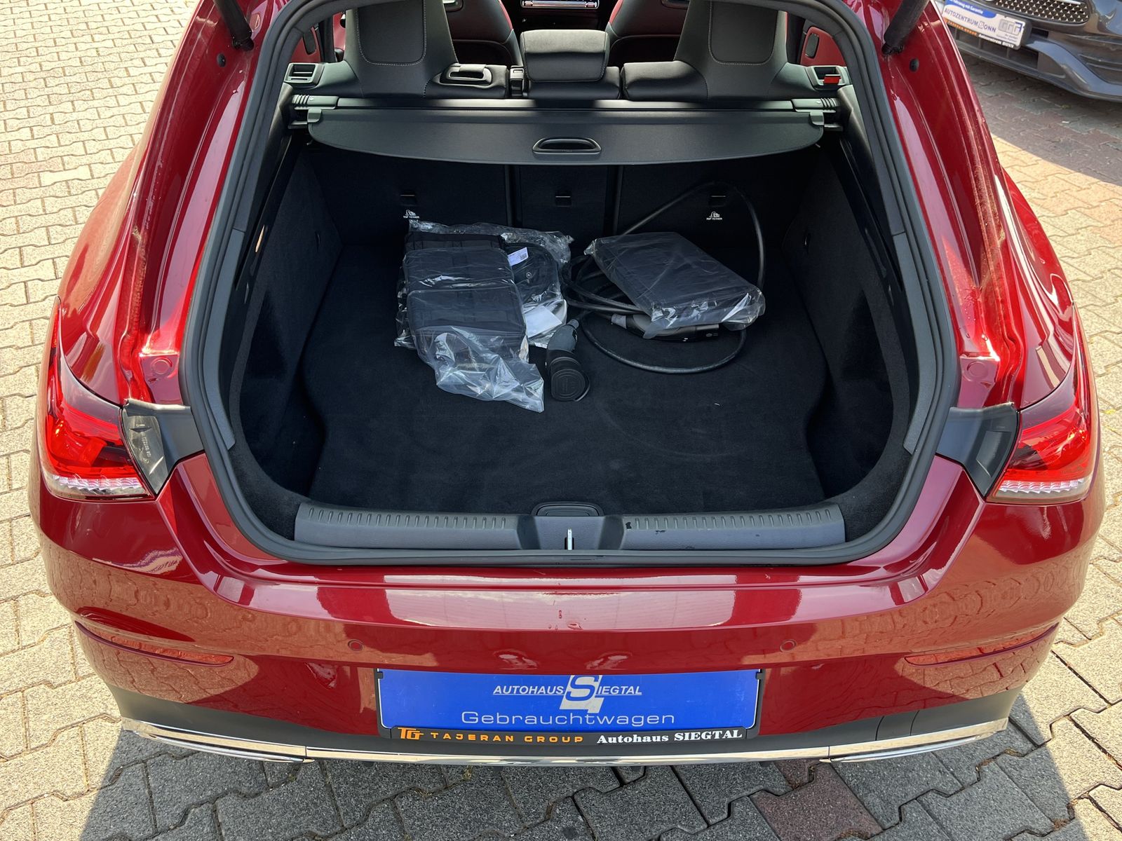 Mercedes-Benz CLA 250 Shooting Brake e AMG-Line Pano Leder AHK foto 7
