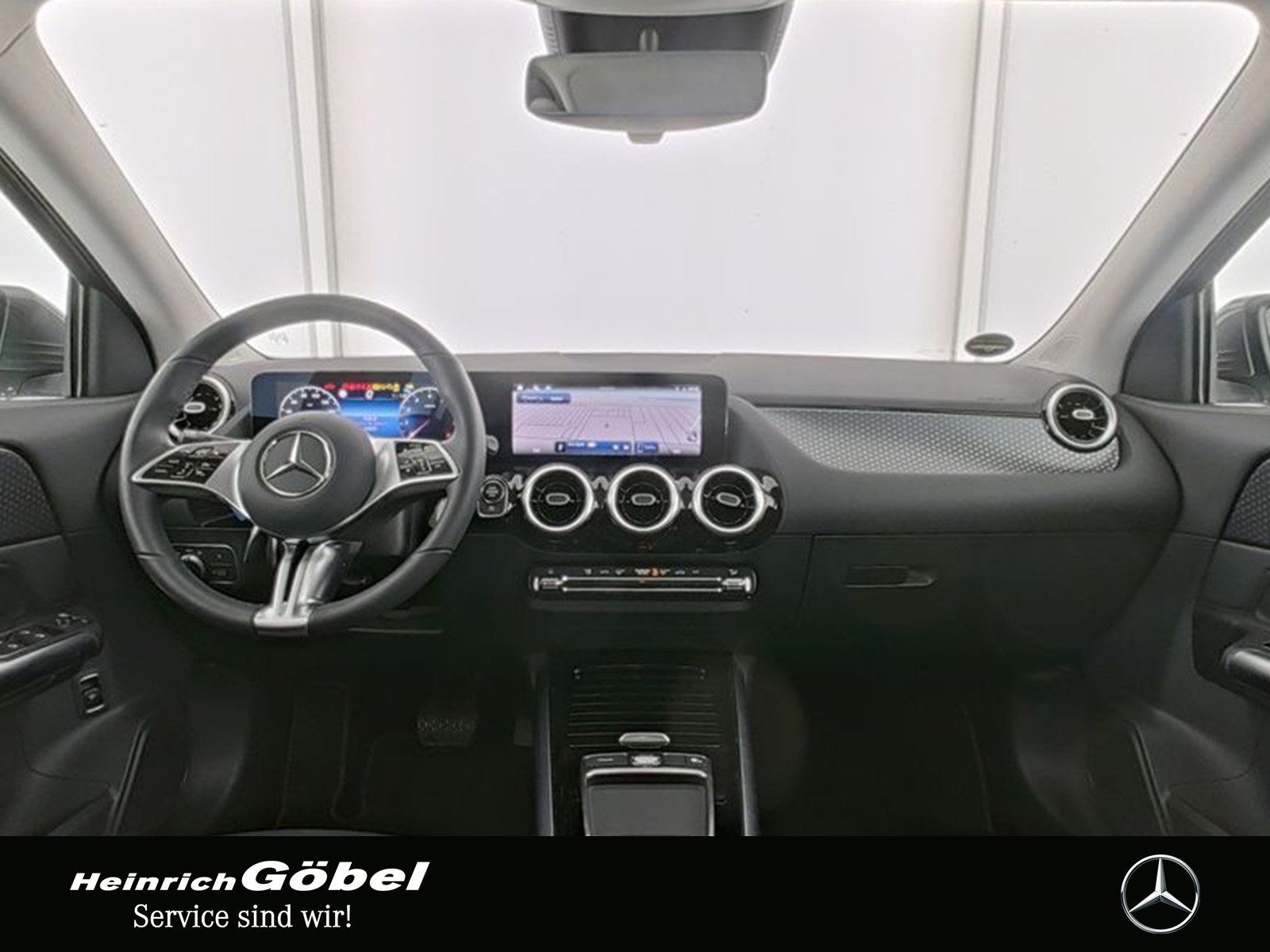 Fahrzeugabbildung Mercedes-Benz GLA 200 Progressive TOTWINKELASSISTENT+KAMERA