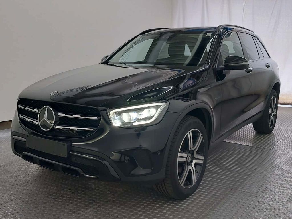 Image of Mercedes-Benz GLC 300