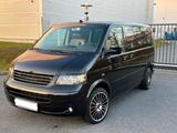 Volkswagen Multivan T5 2.5 TDI Highline 7-... - Volkswagen LT aus 2006
