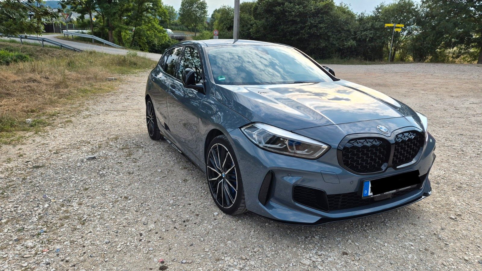 BMW M135i xDrive -ACC -HUD-HarmanKardon-TOP