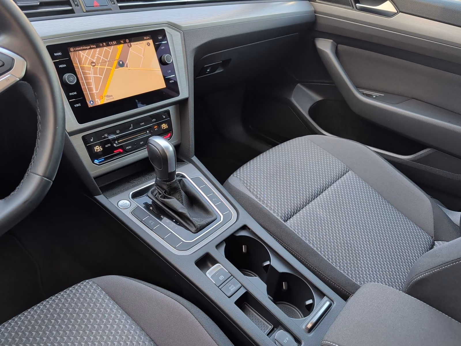 Volkswagen Passat 1.5 TSI DSG Nav+Kamera+ACC+SHZ, миниатюра 15