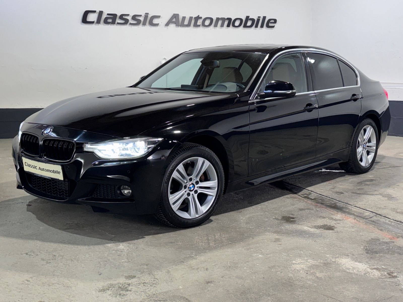 BMW 330i xDrive Sport Line *Automatik*Navi*BiXenon*