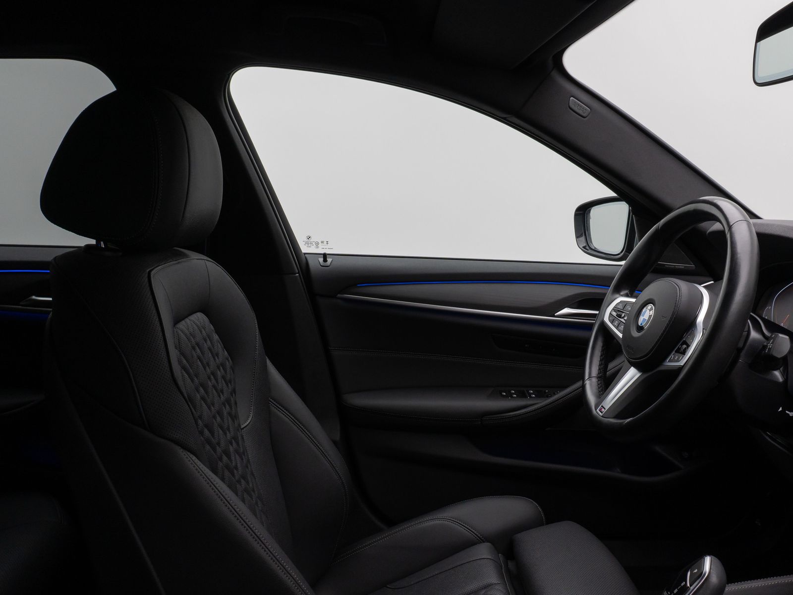 Fahrzeugabbildung BMW 540d xD M Sport Kamera Laser HUD DAB H/K Komfort