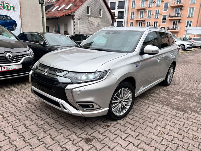 Mitsubishi Outlander 2.4 MIVEC PLUG-IN HYBRID 4WD Basis