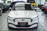 Ford Mustang Mach-E 1.Hd*DeFzg*Unfallfrei*93,1%BZ* - weiße Ford Mustang Mach-E