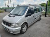 Mercedes-Benz Mercedes-benz V 220 CDI cat Ambiente - gebrauchte Mercedes-Benz V-Klasse aus dem Jahr 2001