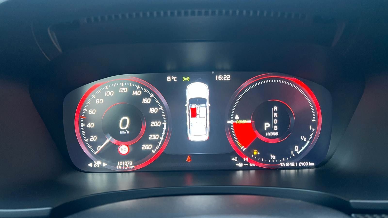 Fahrzeugabbildung Volvo S90*R-Design*T8*AWD*B&W*LUFT*MASS*20Zoll