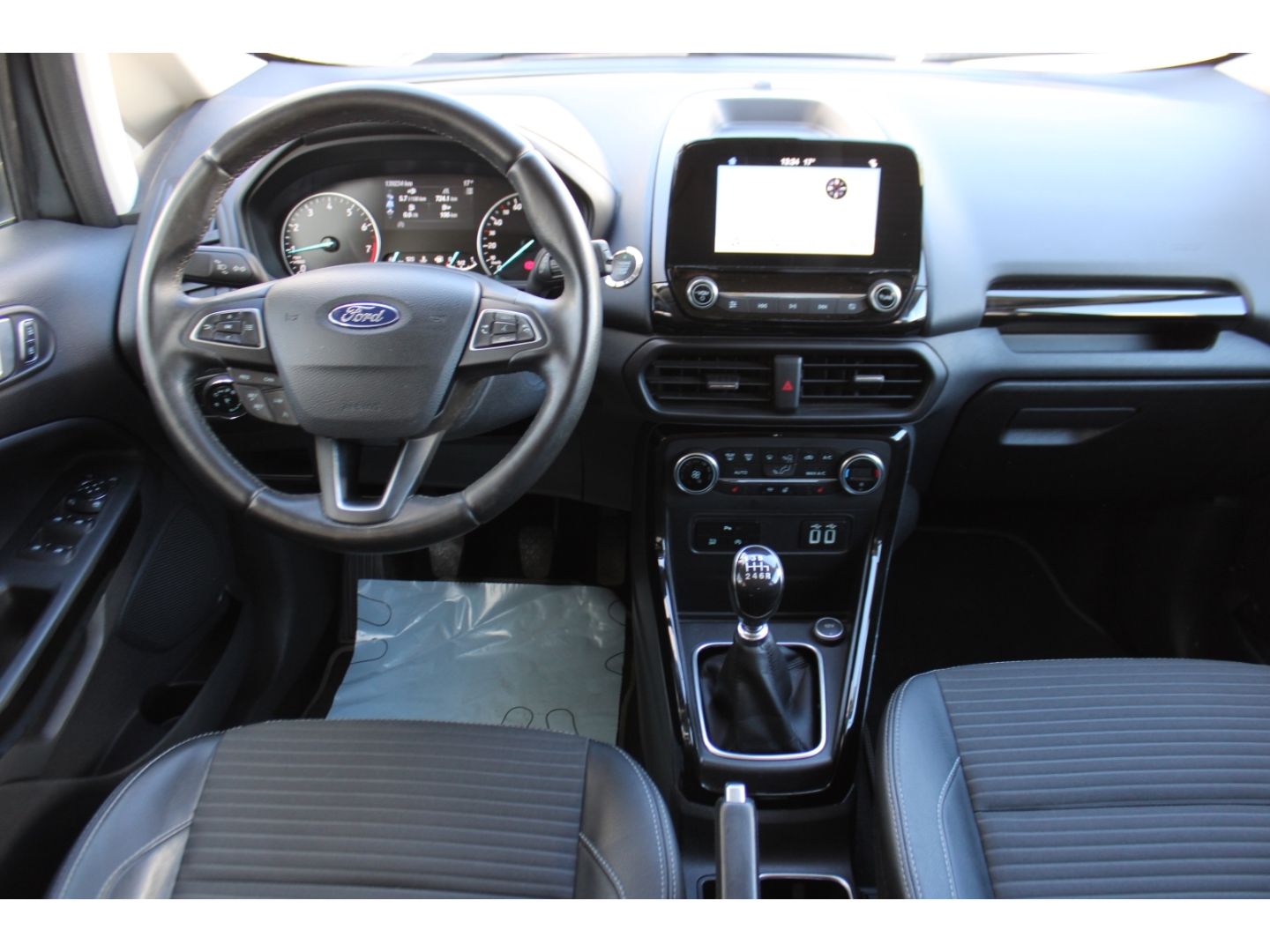 Fahrzeugabbildung Ford EcoSport Titanium WiPa RFK Tempomat  Android Aut