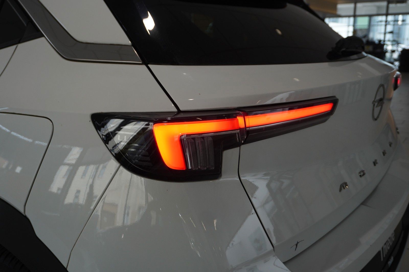 Fahrzeugabbildung Opel Mokka-e ELEGANCE 3-PHASIG NAVI/LED/KAMERA/DAB+