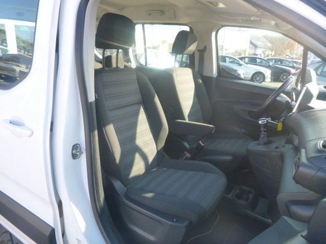 Fahrzeugabbildung Opel Combo Life E 1,2 T >15.729KM/Sitzheiz/PDC<