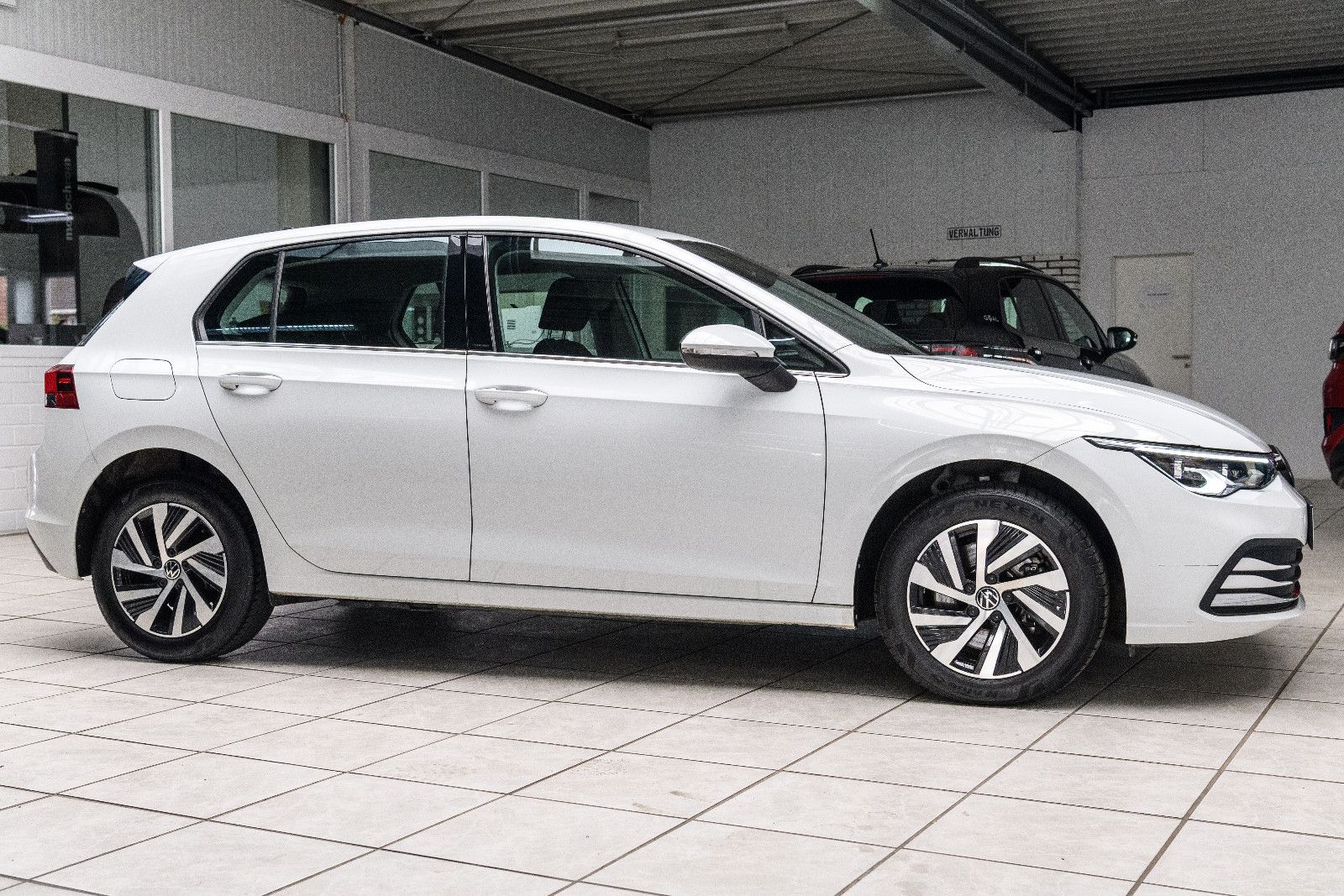 Fahrzeugabbildung Volkswagen Golf  Style eHybrid PHEV +150kw+DSG+ACC+AppCon.