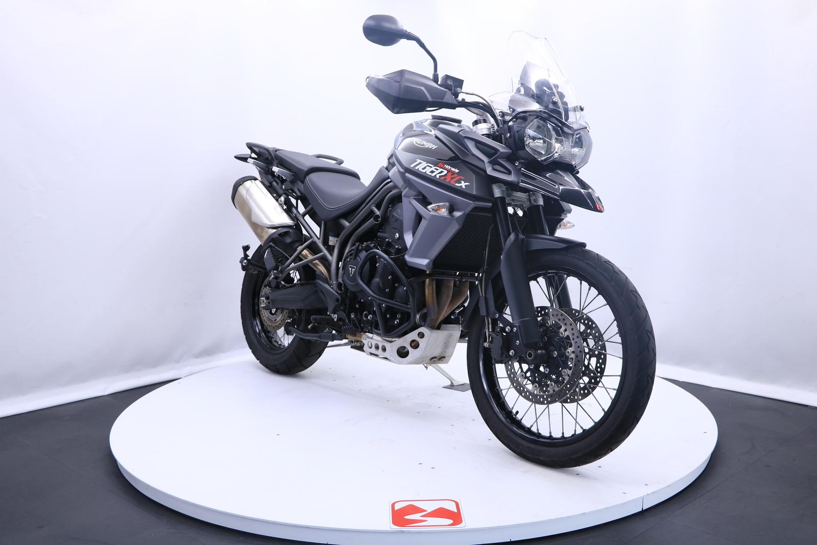Triumph TIGER 800 XCx *Tieferlegung, Zubehör*