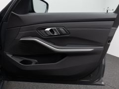 Foto Nummer 31: BMW 320e