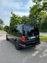 Volkswagen T6 Multivan - Volkswagen T6 Multivan: 8 Sitzer