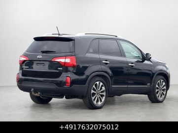 KIA Sorento - 10