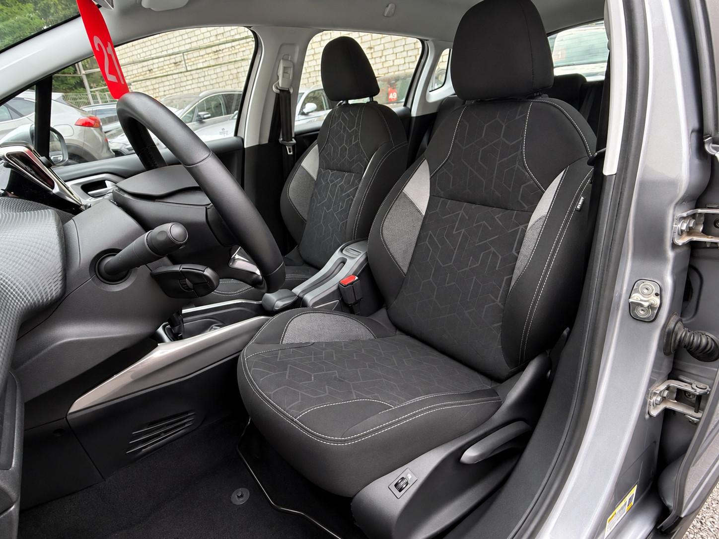 Peugeot 2008 ACTIVE *Aut.*Klima*Temp.*PDC*