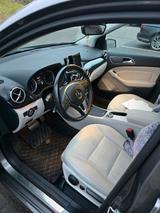 Mercedes-Benz B_200 / - Mercedes-Benz B 200 in Herne