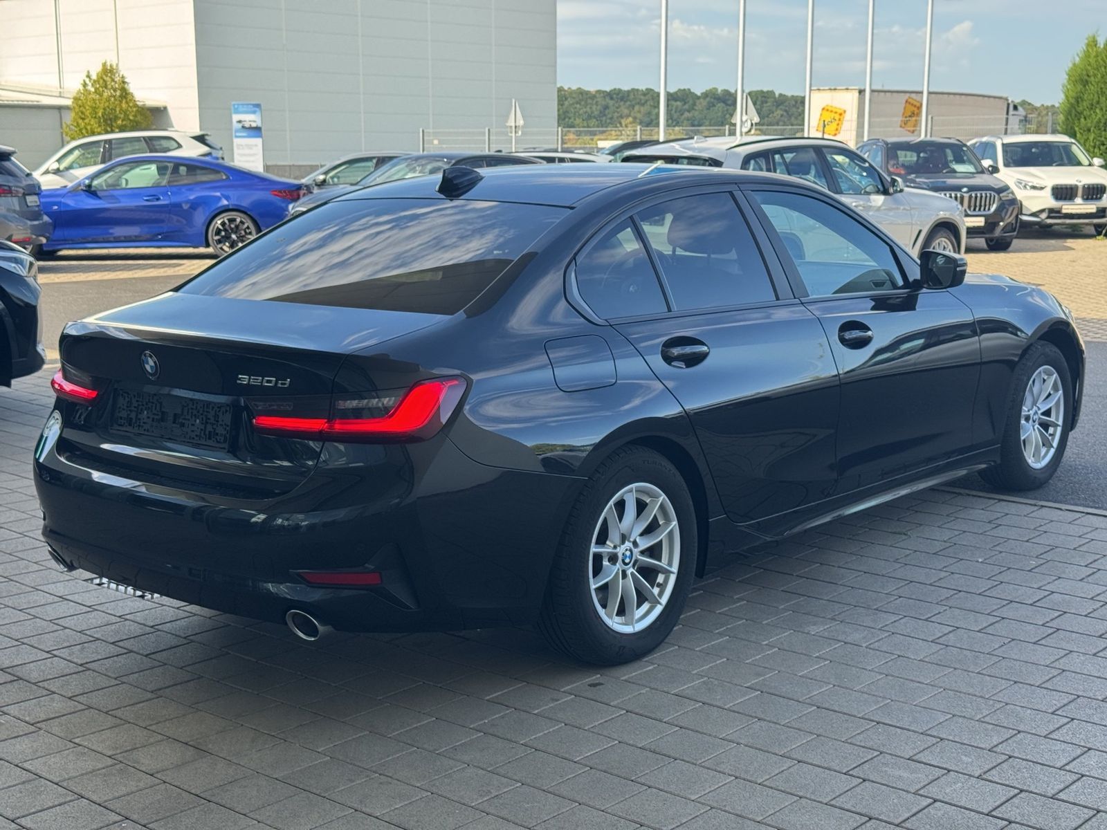 BMW 320d Limousine Advantage Hifi.Tempom.SSGL.PDC.SH foto 3