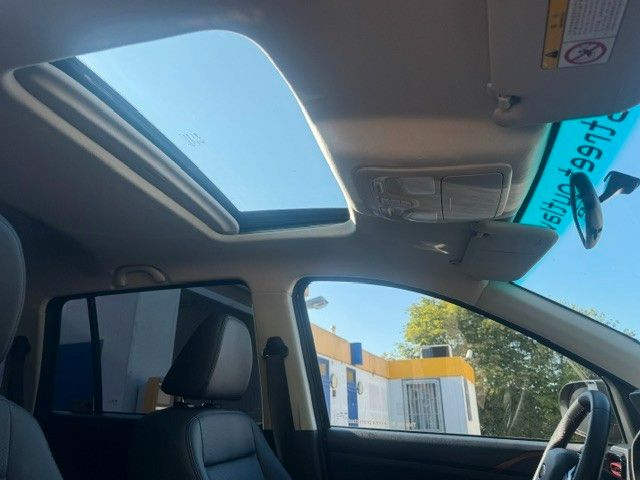 Fahrzeugabbildung SWM G03 S SCHIEBEDACH LEDER NAVI KAMERA 7 SITZER