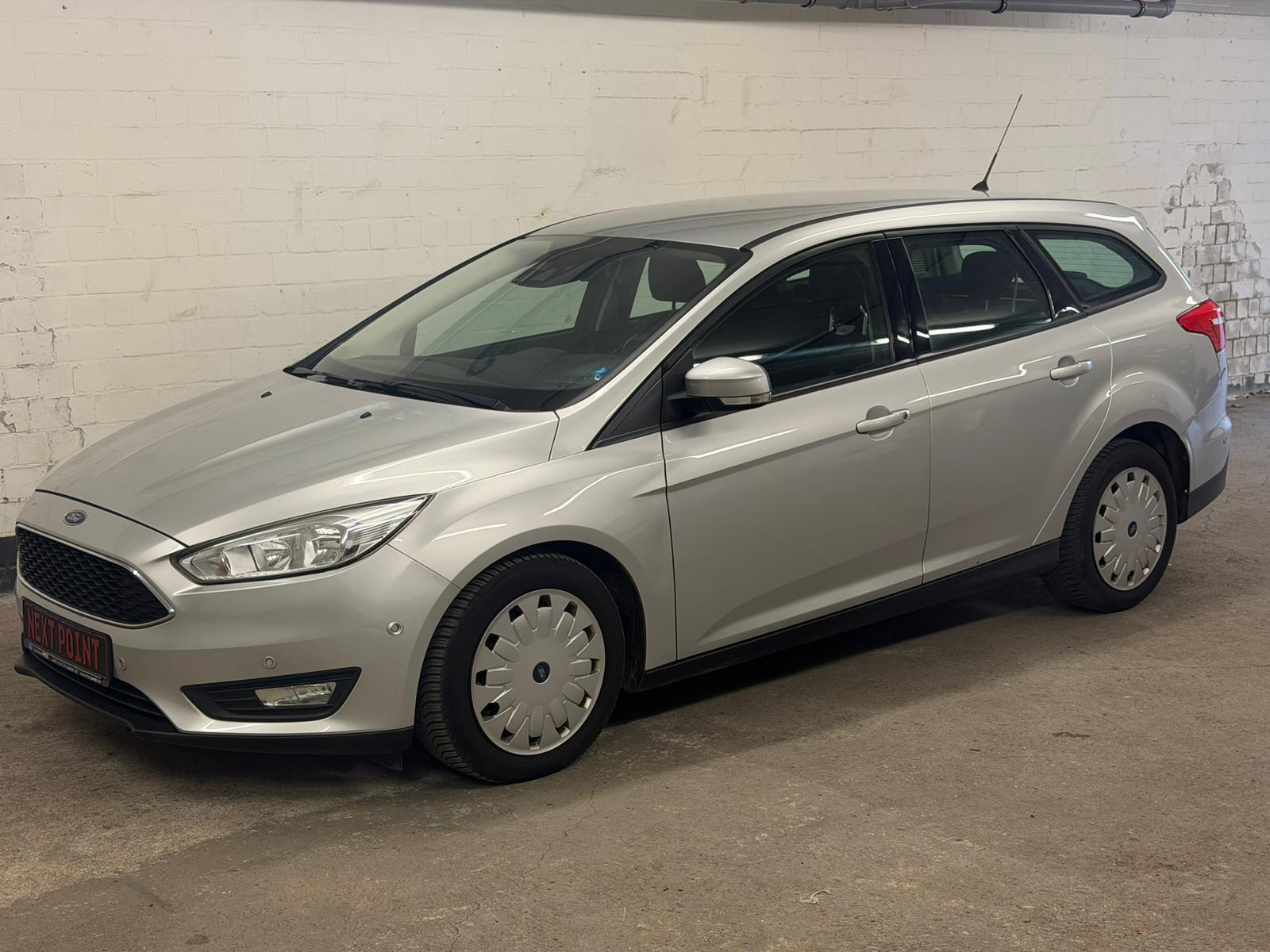 Ford Focus Turnier Trend, 1. Hand , TÜV neu
