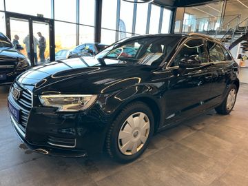 Audi A3 Sportback 30 TFSI design *2. Hand*Klima*Navi*