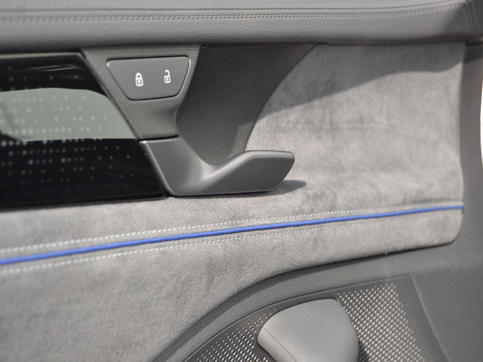 Passat Variant 2.0 TDI 193 PS 4M DSG R-Line Sign