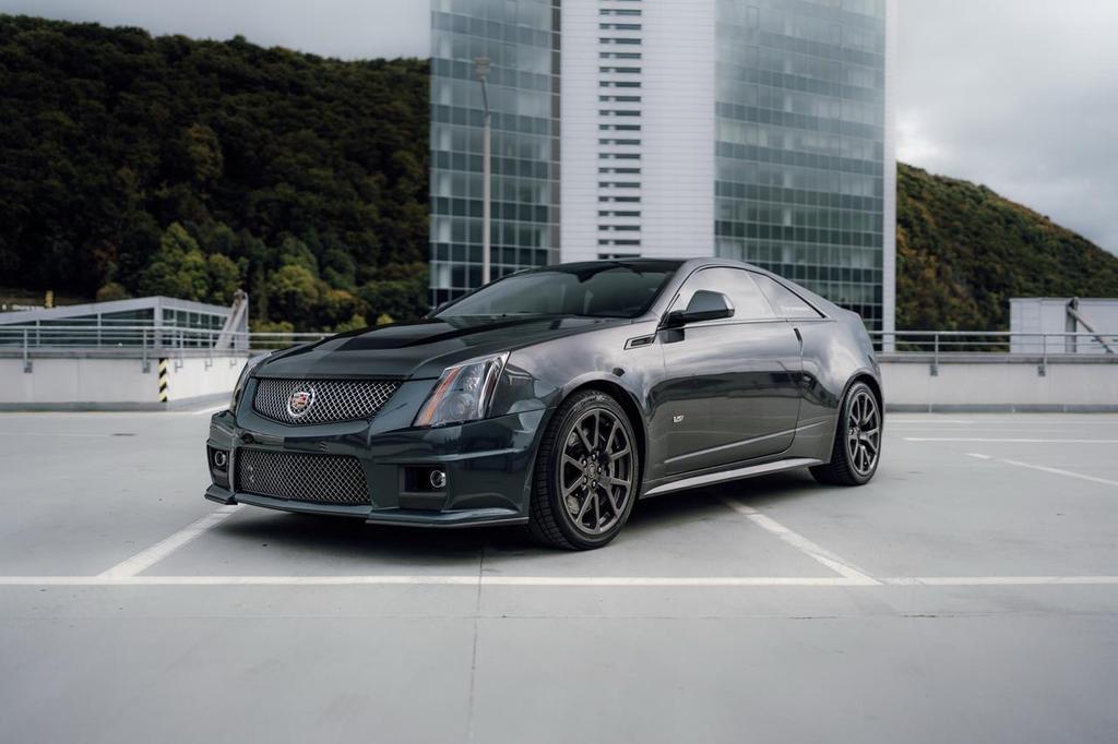 Cadillac CTS Coupe CTS-V V8 Manual